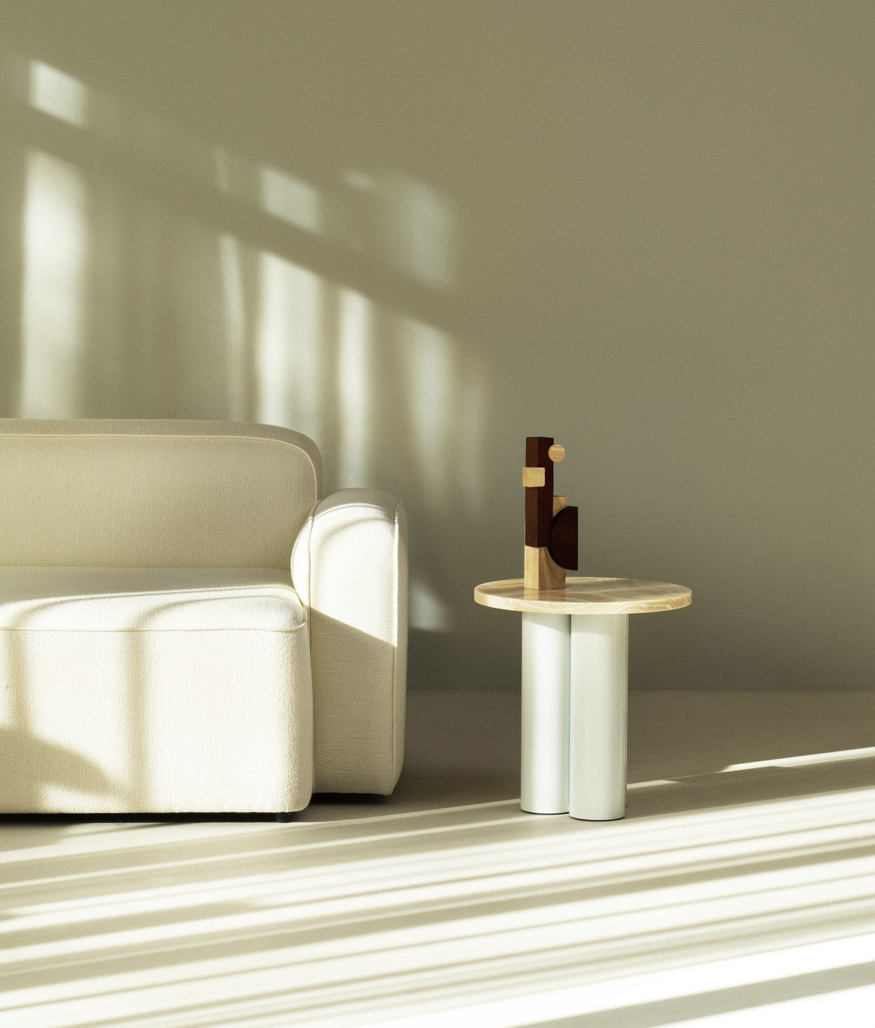 Tavolino Dit Table, Rosso Levanto