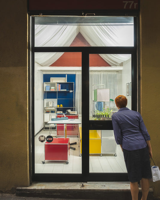 USM Haller installation Genova.  Modular living, tiny home, smart working, furniture