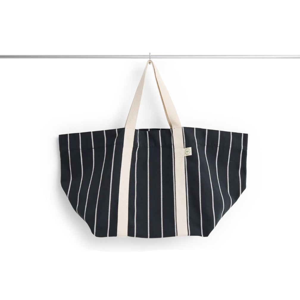 Borsa picnic Outdoor Market by Jasper Morrison, tg. media