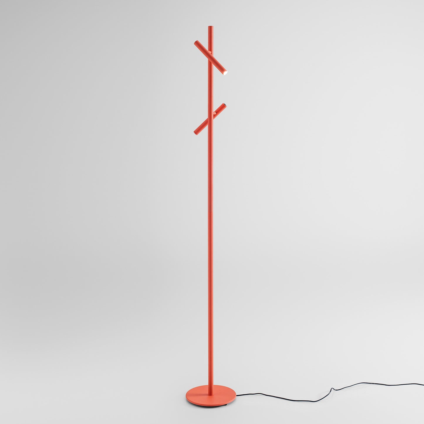 G.E.A. Luce lampada da terra arancio GPIA40