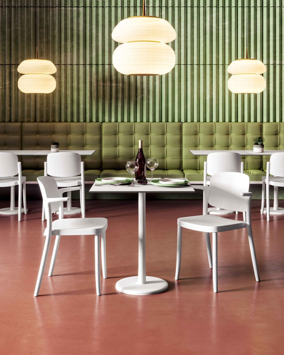 Piazza armchair