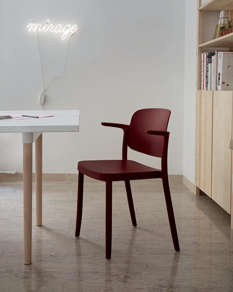 Piazza armchair