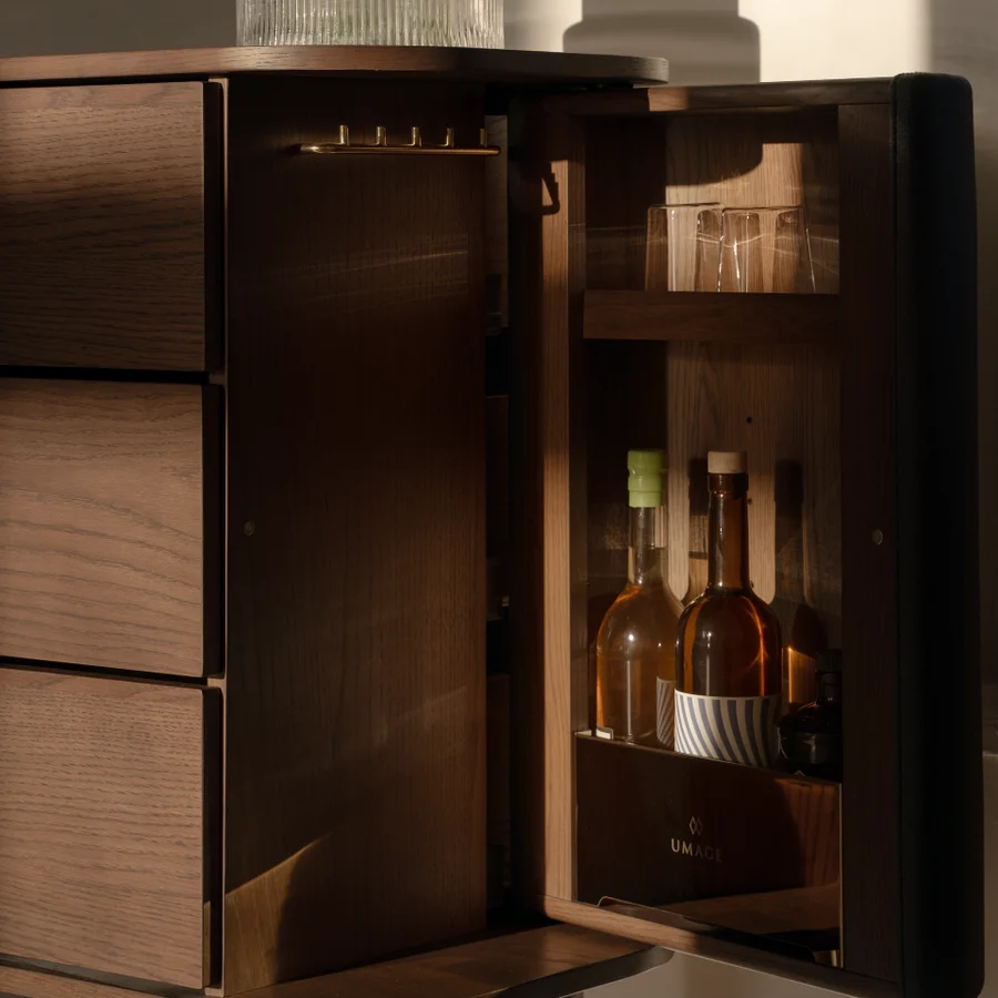 Credenza, Treasures, Dark Oak/Venetian Cane