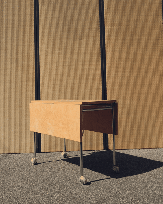 Tavolino Berit – apertura e chiusura
